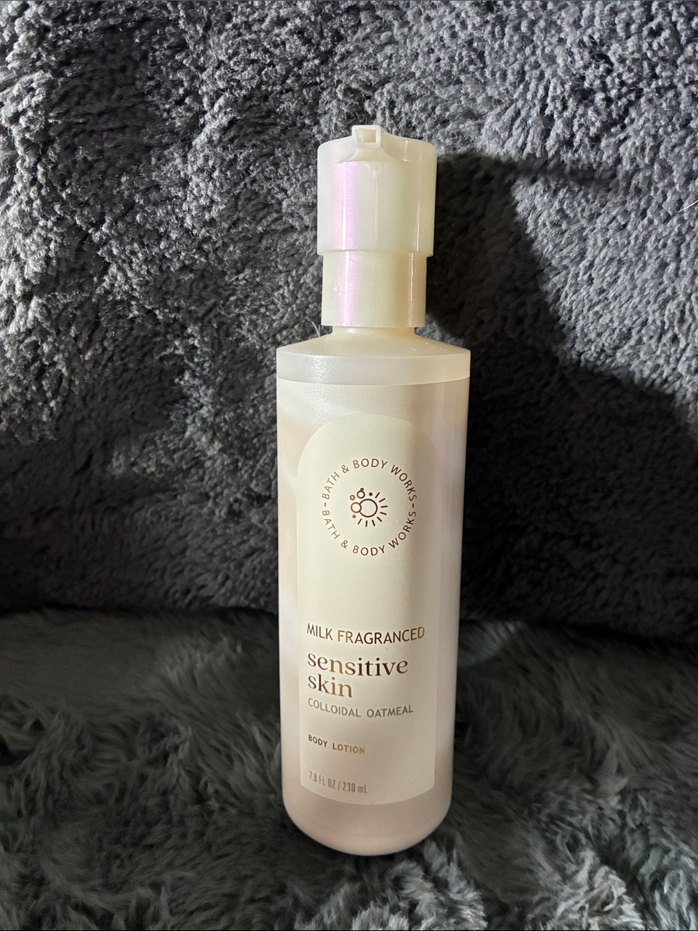 Bath & Body Works Pearl White Milk Fragranced Sensitive Skin Body Lotion